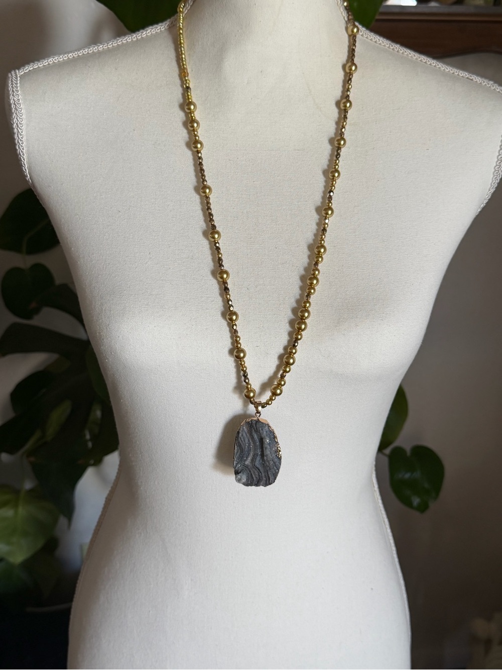 Vintage Crazy Lace Agate Gold Leaf Druzy Pendant Beaded Necklace